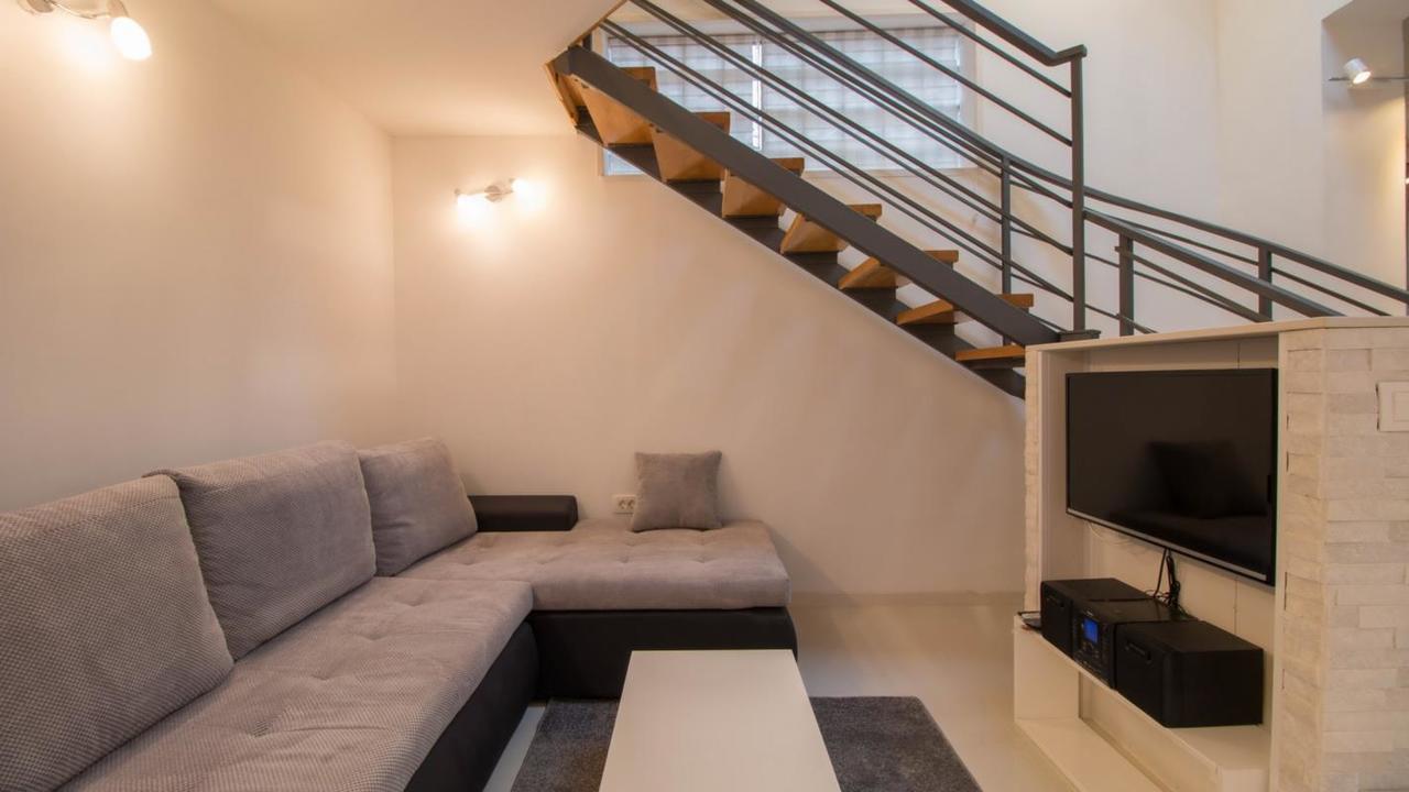 קסטב Apartments With A Parking Space Jusici, Opatija - 15874 מראה חיצוני תמונה
